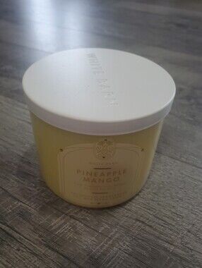 Bath And Body Works Pineapple Mango 3 Wick Candle